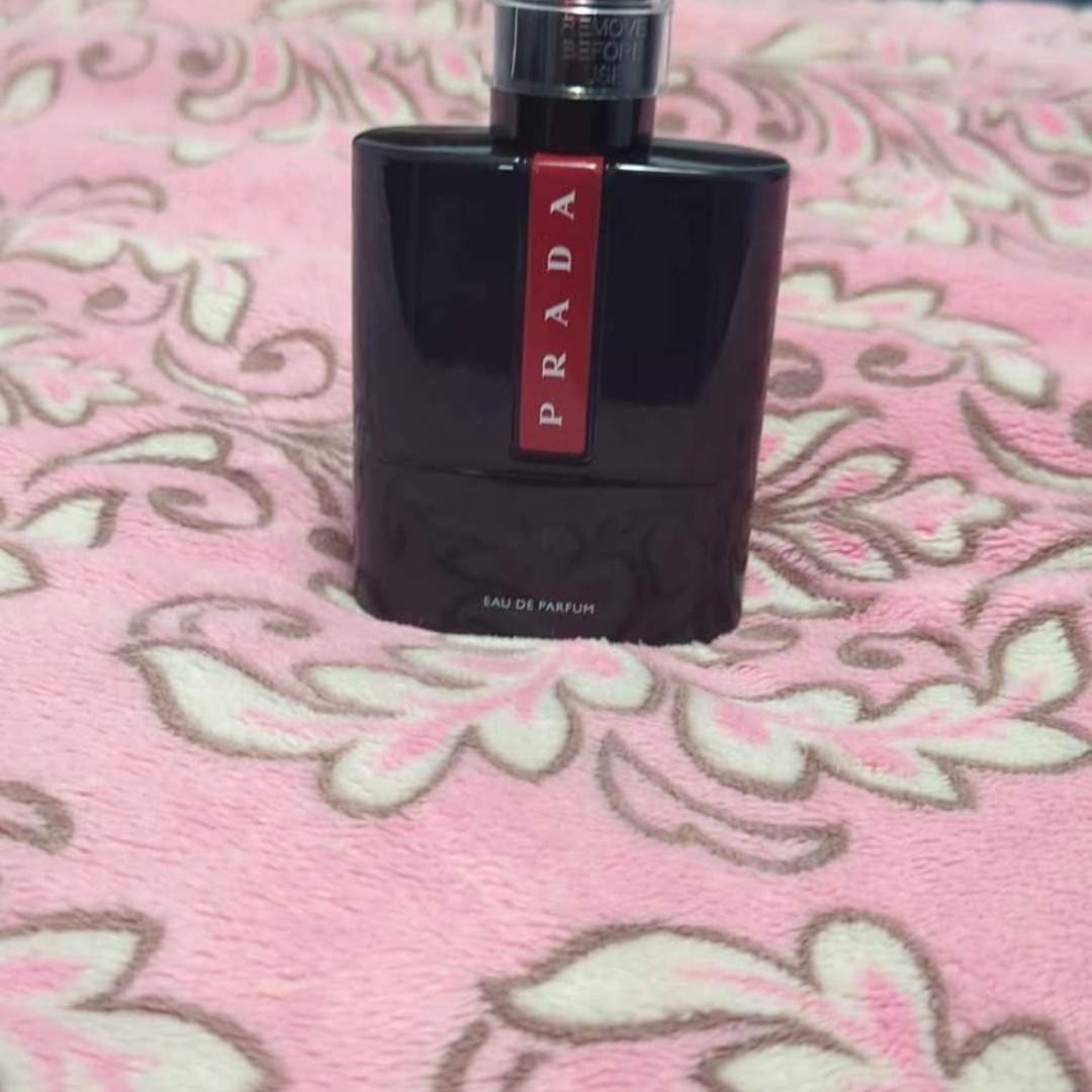 Prada Black And Red Eau De Parfum